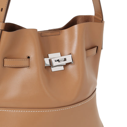 SAOIRSE Flat Bucket Bag