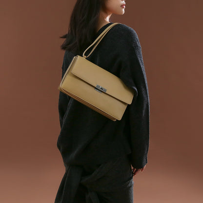 GRACE Shoulder Bag